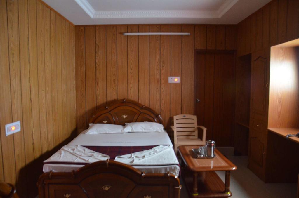 Saravanan Lodge Chennai Ruang foto